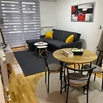 Atmartments Etna Bulevar, Free Private Parking Sarajevo