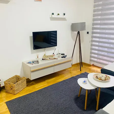 Atmartments Etna Bulevar, Free Private Parking *