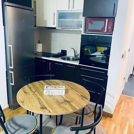 Apartment Atmartments Etna Bulevar, Free Private Parking *