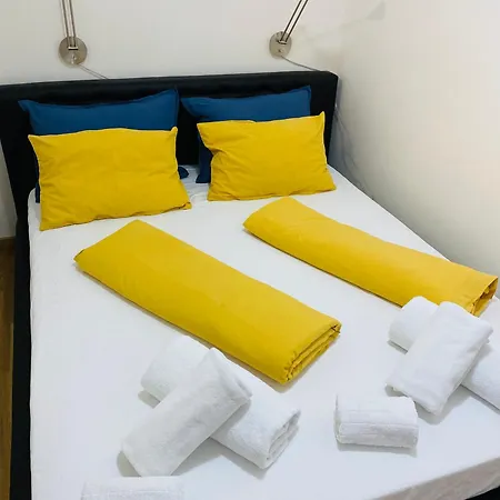 Atmartments Etna Bulevar, Free Private Parking Appartamento *