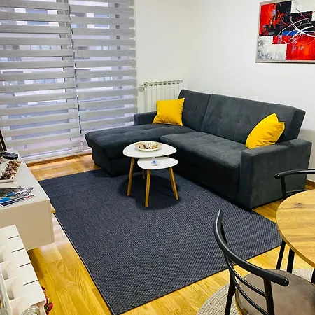 Atmartments Etna Bulevar, Free Private Parking