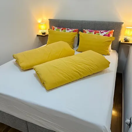 Apartment Atmartments Etna Bulevar, Free Private Parking Sarajevo